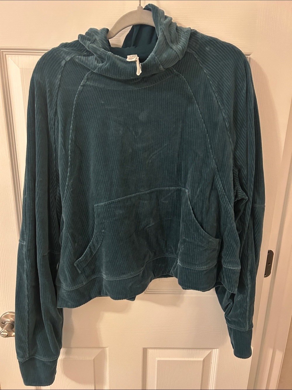 Lululemon Women's Teal Velour Pullover Hoodie